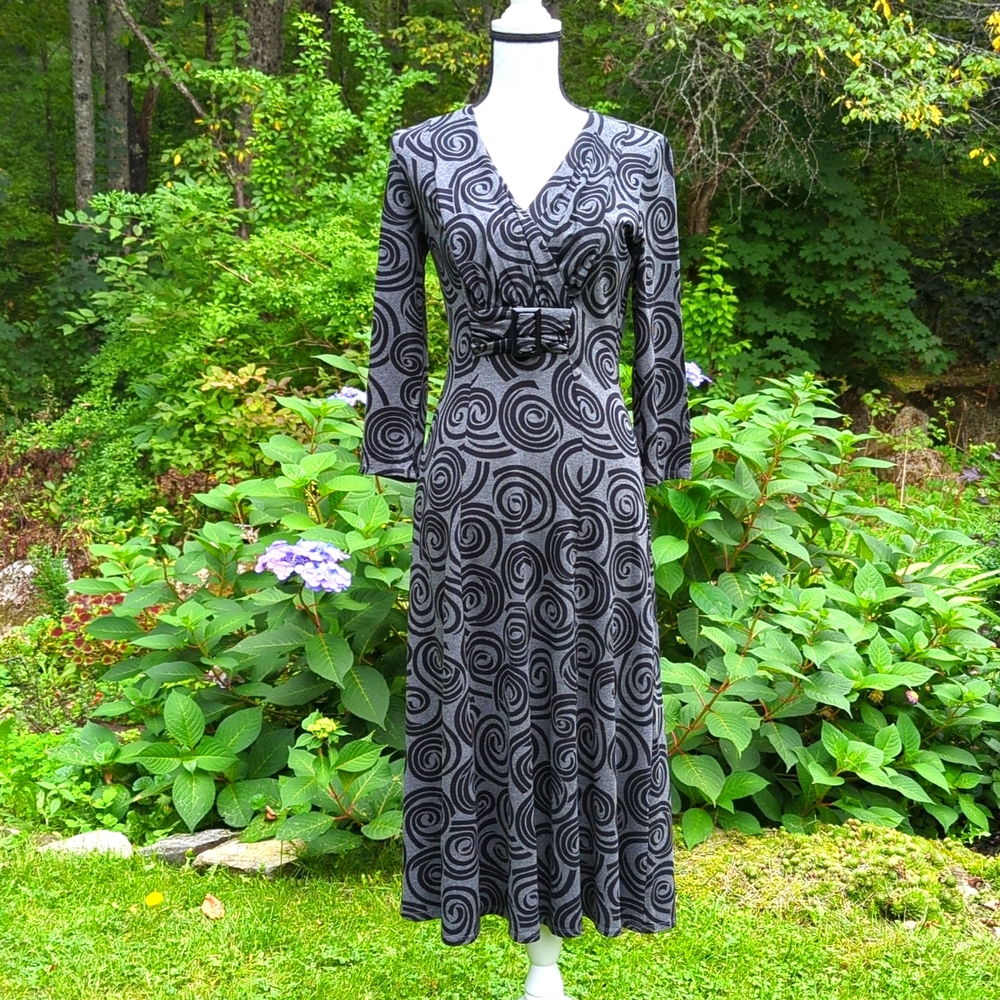 Women's vintage style swing dress NWOT